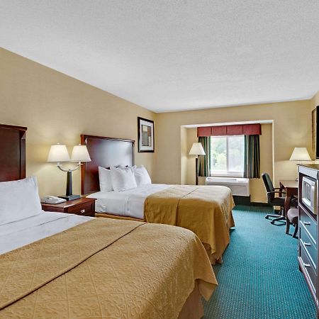 Hotel Ramada By Wyndham Kittery Esterno foto